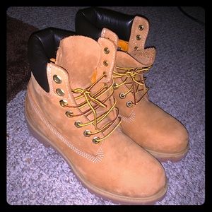 Men’s timberland boots size 8